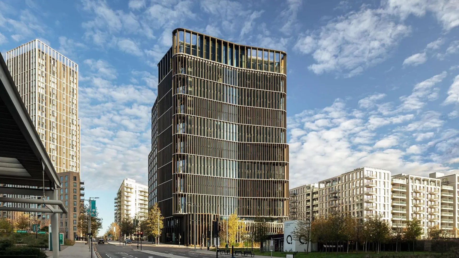 Hotel The Gantry London, Curio Collection By Hilton