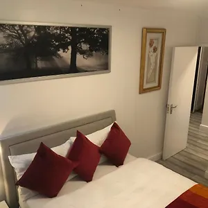  Apartment Luxury 2 Bedroom Flat In Abbey Wood,