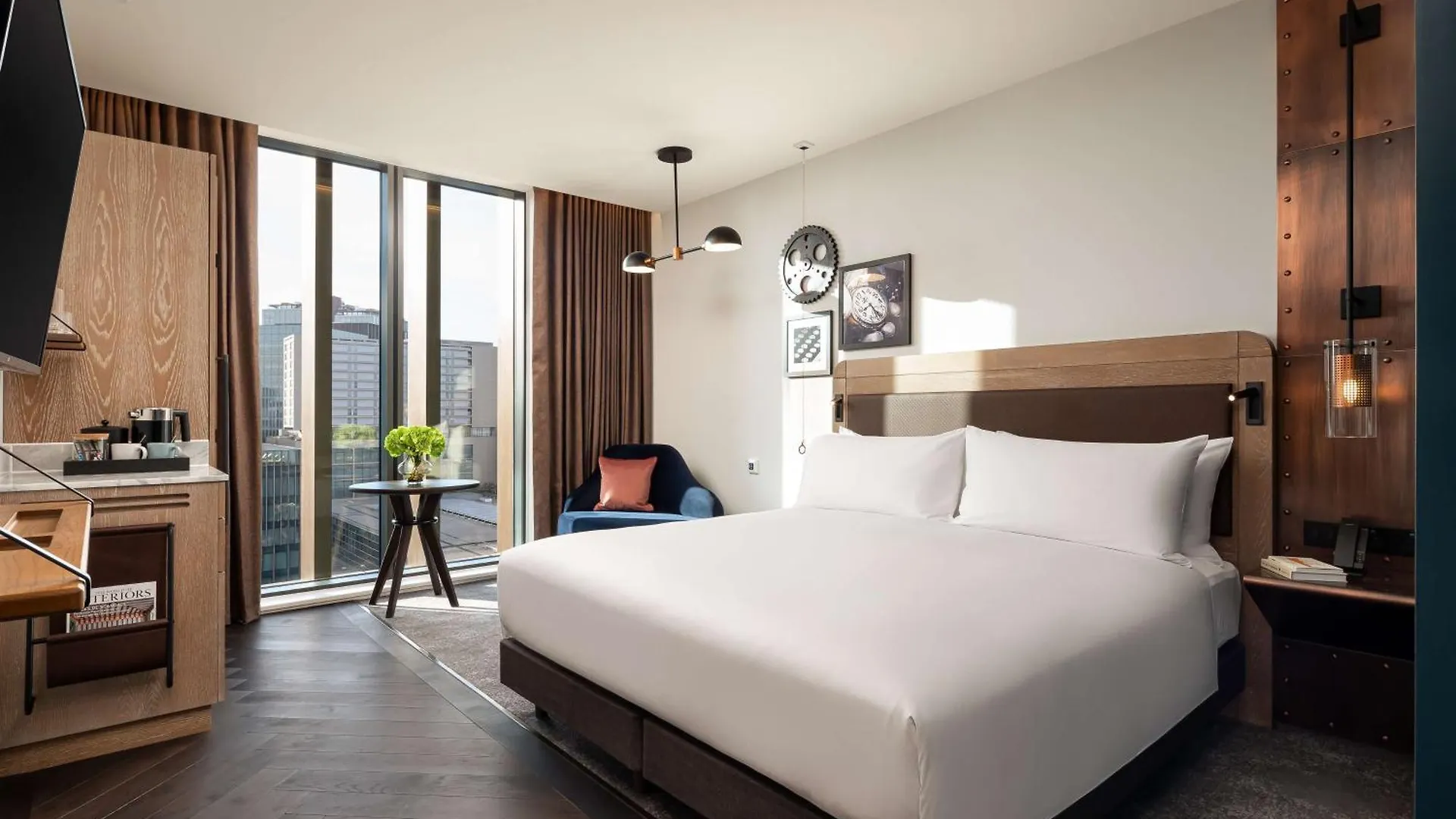 The Gantry London, Curio Collection By Hilton Hotel London