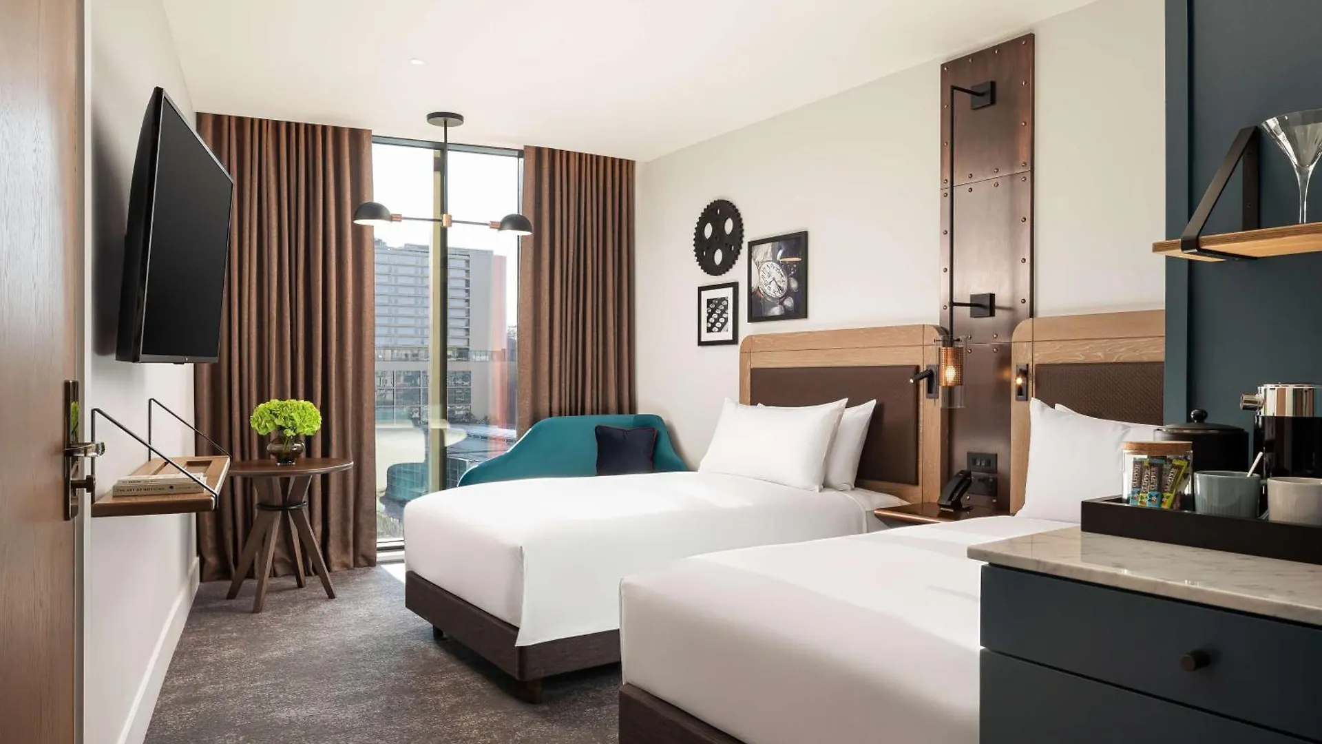 The Gantry London, Curio Collection By Hilton Hotel