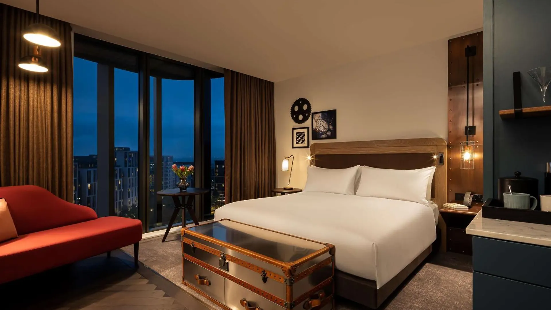 The Gantry London, Curio Collection By Hilton Hotel  London