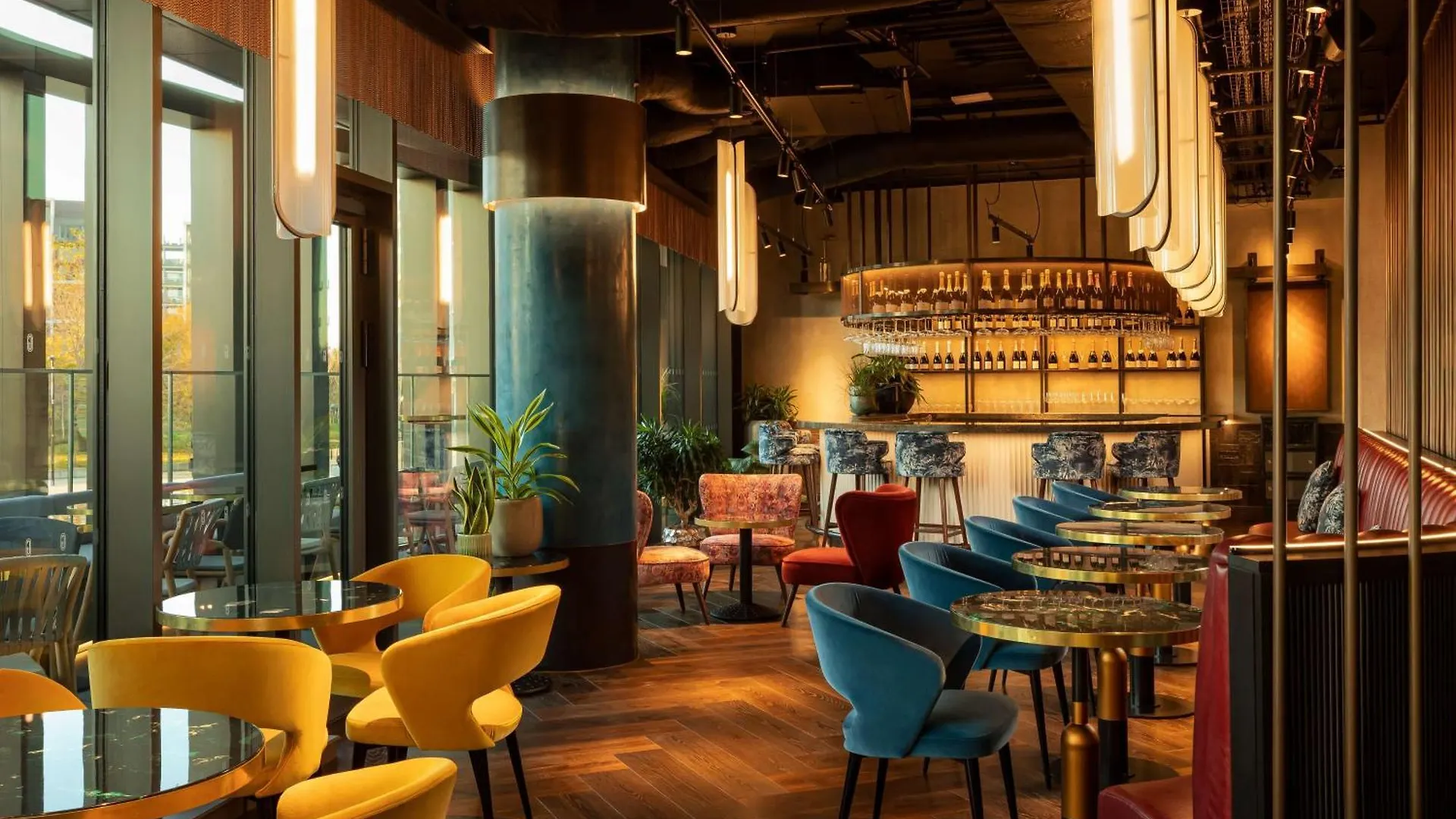 The Gantry London, Curio Collection By Hilton Hotel
