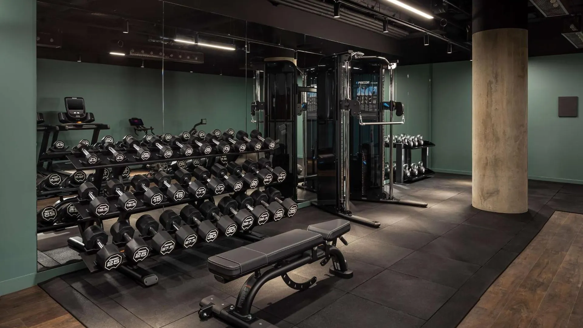 The Gantry London, Curio Collection By Hilton Hotel 4*, London